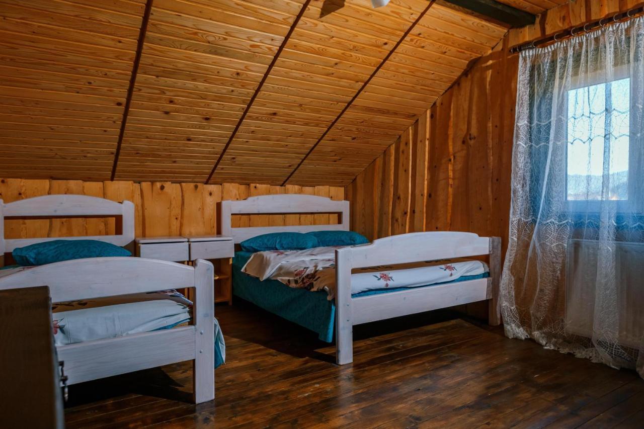 Садиба Дерев*Яна Хата Verkhovyna Exterior foto