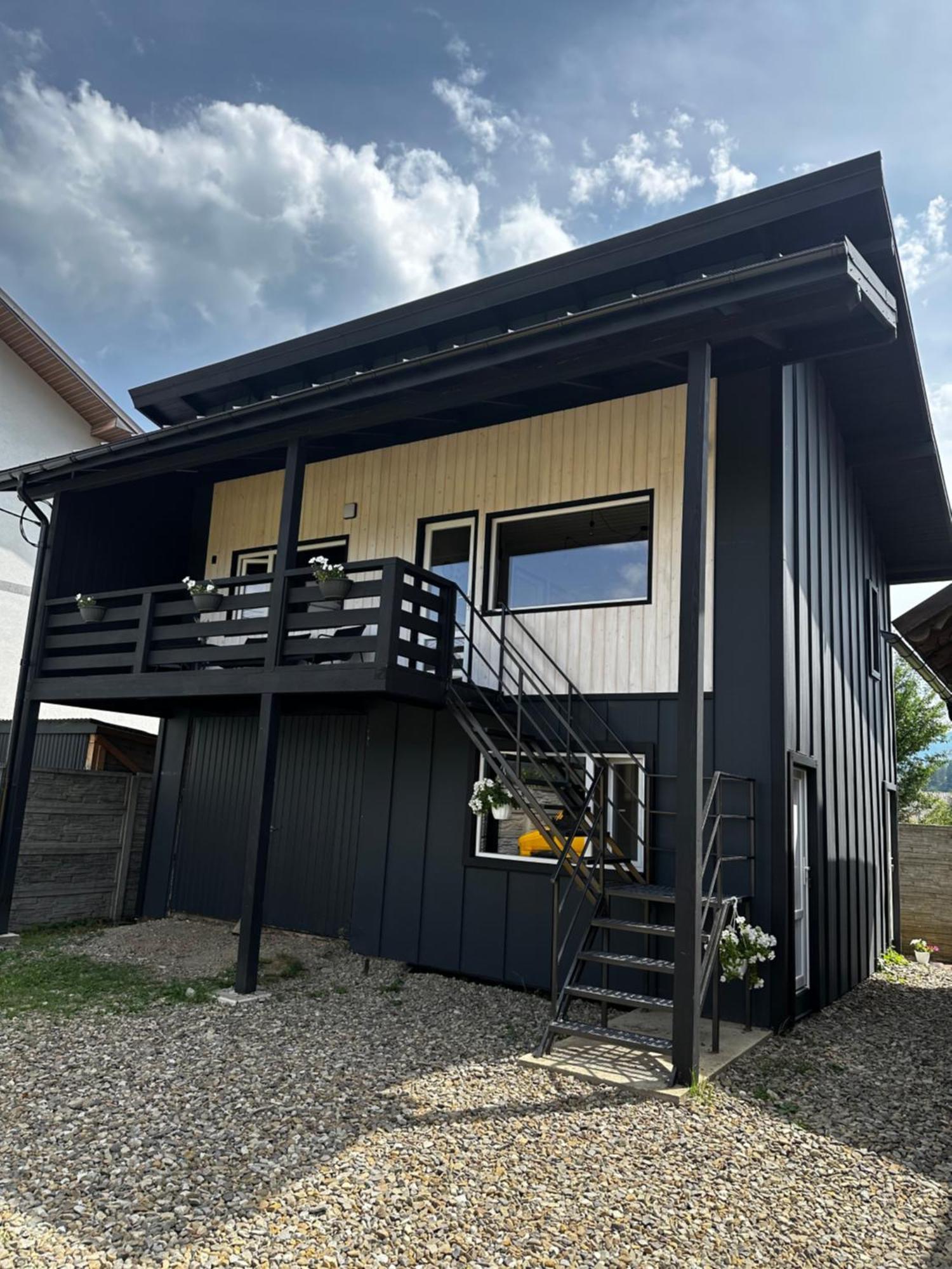 Садиба Дерев*Яна Хата Verkhovyna Exterior foto